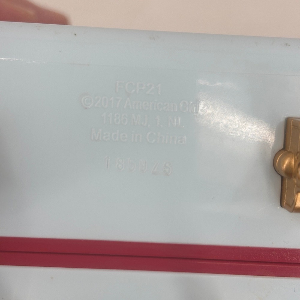 American Girl Travel in Style Suitcase Doll Accessory Blue Pink Truly Me 2017 - Picture 10 of 11